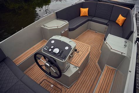 Tendr 27 Cabin Inboard Yanmar 110ks Dizel