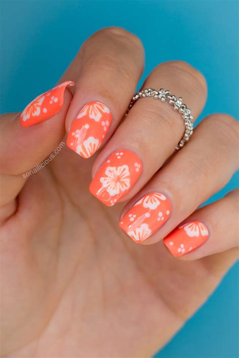 Hawaiian Flower Nail Art Tutorial