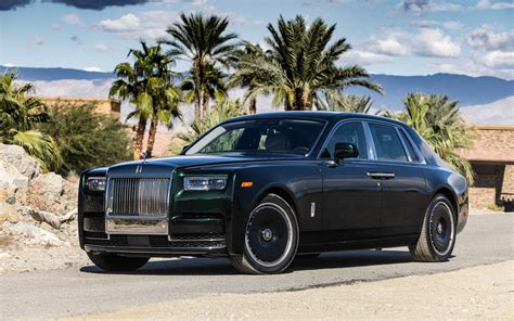 Rolls-Royce Phantom 2023 : l'opulence sur quatre roues - Guide Auto