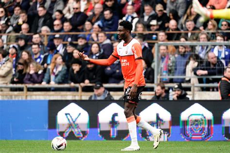 Mercato Officiel Le Fc Lorient L Ve L Option D Achat D Un D Fenseur