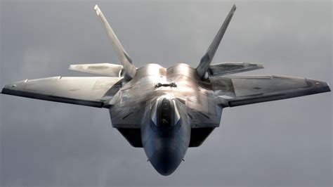 Gray Fighter Plane F 22 Raptor Military Aircraft Vehicle Aircraft Hd Wallpaper Wallpaper Flare