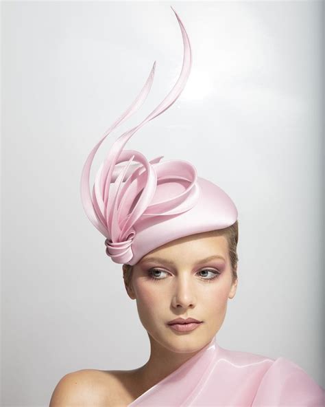 Ss23 Philip Treacy London Philip Treacy Hats Fascinator Hats