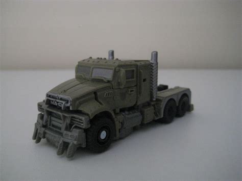 ChCse's blog: Toy Review: Transformers DOTM Megatron Blastwave Weapons Base