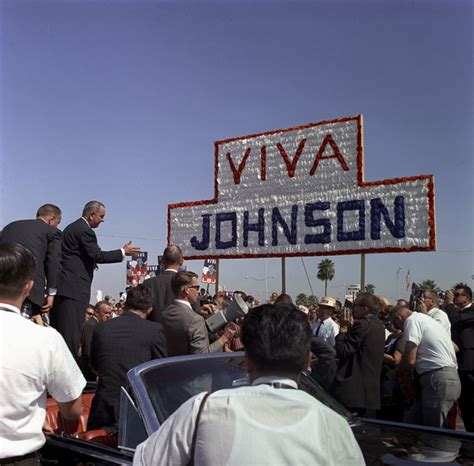 President Lyndon B. Johnson Campaigning, 1964 | Humanities Texas