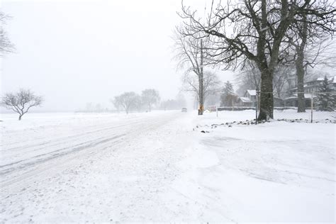 Photos Snow Storm Dumps On Windsor Windsoritedotca News Windsor