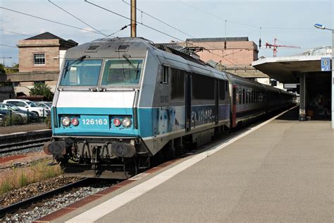 Ausfahrt von EC IC 97 Brüssel Midi Basel SBB SNCF mit der SNCF BB