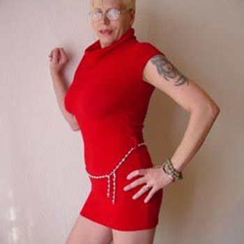 Get Violetta Rossellini Free Porn Site And Sex Links At FreeOnes