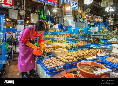 South Korea Seoul Dongjak Gu District Noryangjin Fish And Seafood