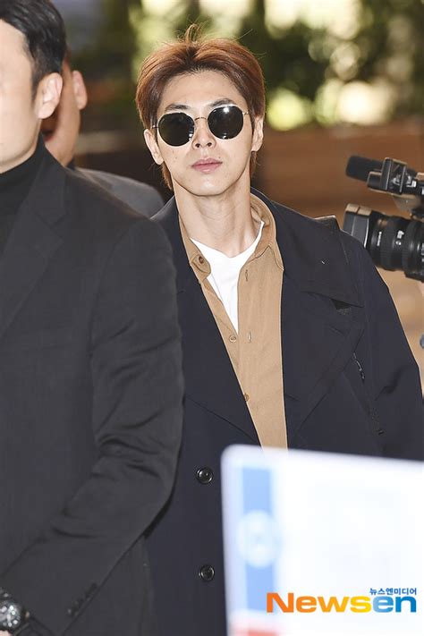 동방신기 유노윤호 ‘오늘은 내추럴 미남 포토엔hd 손에 잡히는 뉴스 눈에 보이는 뉴스 뉴스엔