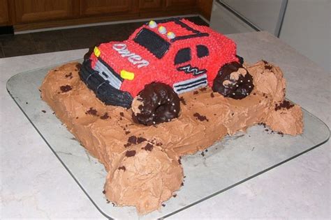 Monster Truck Birthday Cake - CakeCentral.com