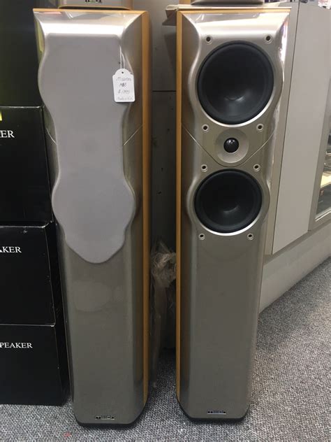 FS MISSION M53 FLOORSTANDING MISSION M30 BOOKSHELF SPEAKERS 60 OFF