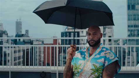 Booba Le Rappeur D Fonce Maeva Ghennam Dans Son Nouveau Single