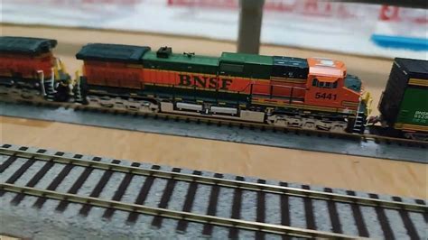 Scaletrains N Scale Bnsf 3 Linked Locomotives Tow Freight Trains Youtube