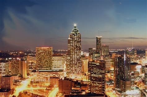 Top 7 Best Atlanta Hotels with Balcony 2021