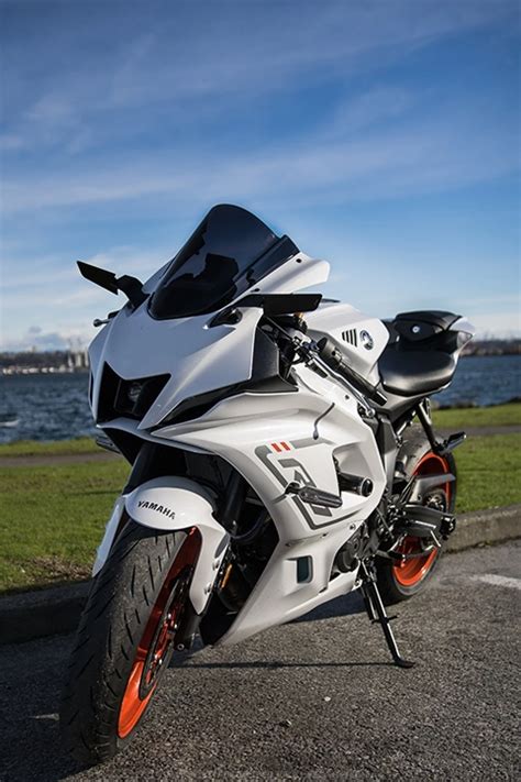 Yamaha R15 V4 Intensity White Wallpaper 4k Hd Free Download