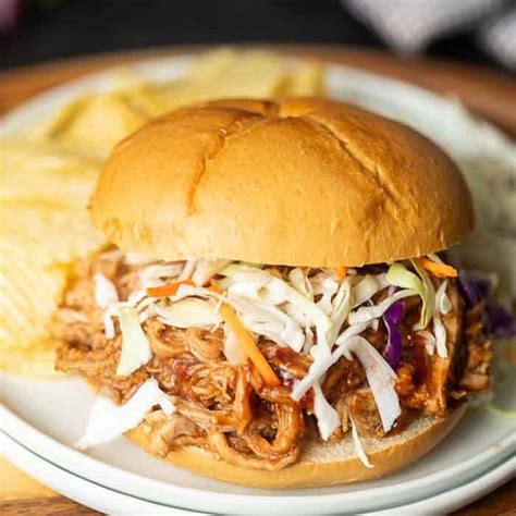 Crock Pot Pulled Pork Sandwich Recipe Best Pulled Pork Sandwiches