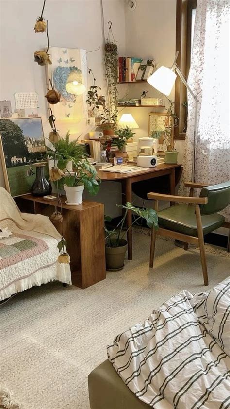 cozy room inspo Hayallerdeki odalar Havalı odalar Ev kitaplığı