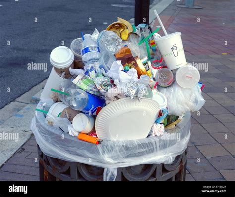 Full Garbage Can In Washington Dc Stock Photo Alamy