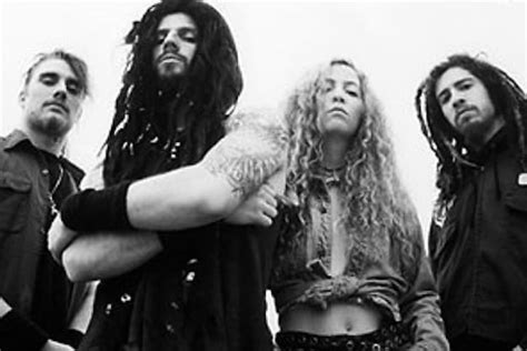 The Top 13 Heavy Metal Bands Of The 90s That Crushed The Decade