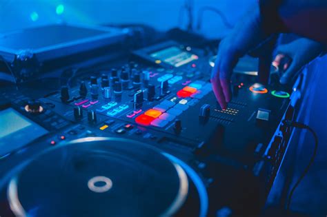 Pioneer DJ марафон - Lookport