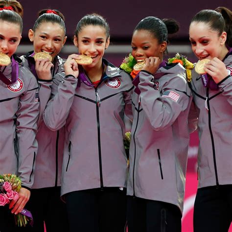 Us Women S Gymnastic Olympic Team 2012 Team Gold Medal Redeems Americans Bleacher Report