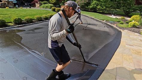 Driveway Sealcoating Perfection The Horseshoe Youtube