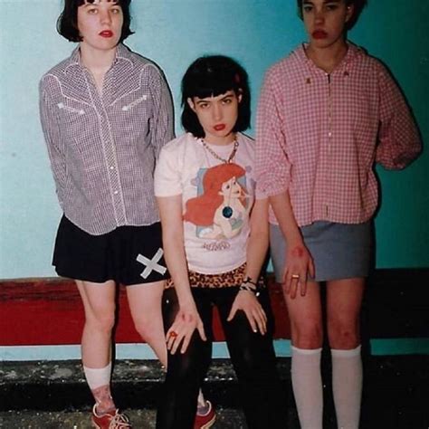 Bikini Kill «pussy Whipped 1993 · Radio 3fach