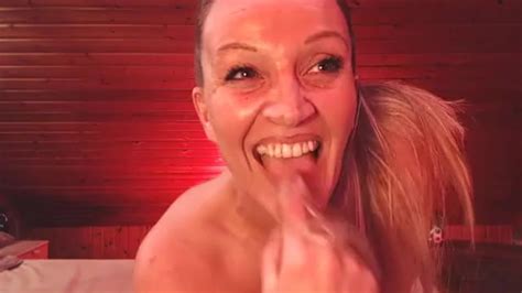 Horny Milf Housewife Loves The Cum Of Her Hubby PornMega