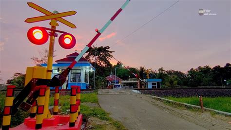 Uji Coba Palang Kereta Api Baru Perlintasan Ka Pesantren Banten Youtube