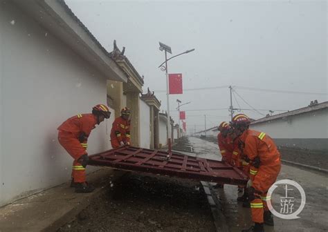 青海玛多74级地震8人轻伤，震中普降中雪新浪新闻