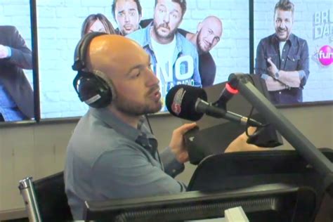 VIDÉO Bruno Dans La Radio Vacher offre sa PS4 à un auditeur