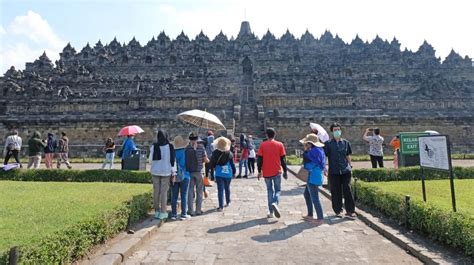 Turis Asing Ngamuk Harga Tiket Candi Borobudur Lebih Mahal Ini