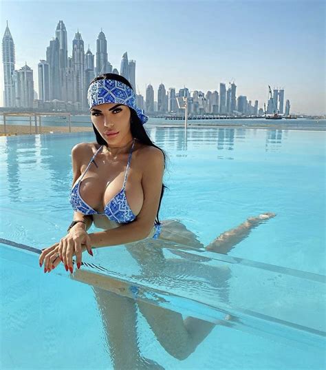 Hot Sexy Tracy Nguyen Romulus Bikini Pics