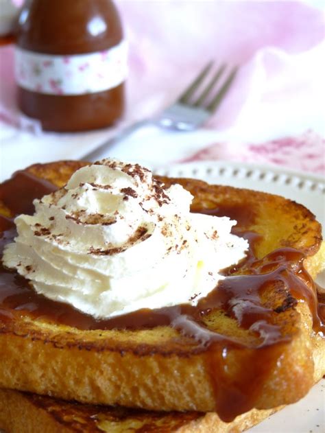 Brioche perdue et sa sauce au caramel beurre salé Cuisimiam