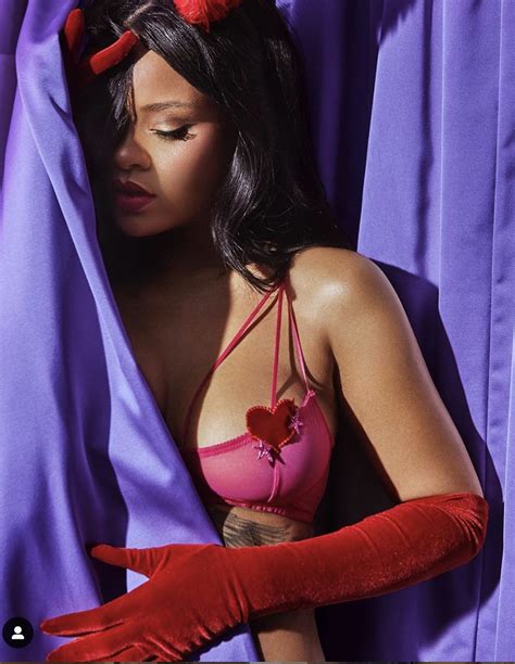 Rihanna Models Latest Fashions From Her Savage X Fenty Lingerie Line Pics Vids Page Of