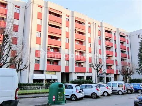 Vendita Appartamento Prato Quadrilocale In Via Castellano De