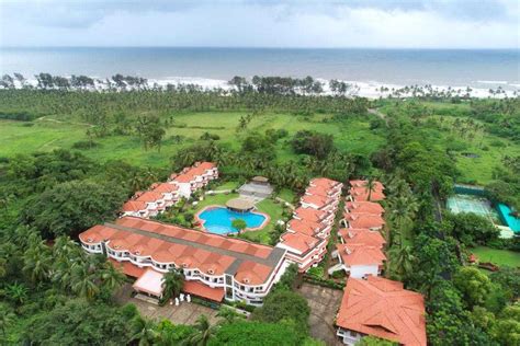 luxury hotels  goa  updated deals latest reviews