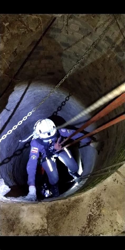 Homem Cai Em Cisterna Metros De Profundidade E Sobrevive Ap S