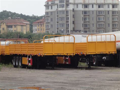 Compartment Side Wall Cargo Truck Semi Trailer 2 Axles 40t 60tons High