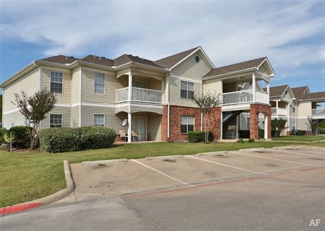 Wildwood Branch 6225 Shady Oaks Manor Dr Fort Worth Tx 76135