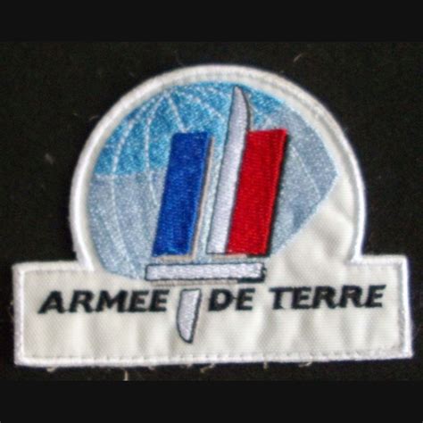 Insigne Tissu De L Arm E De Terre Sur Fond Blanc Et Globe