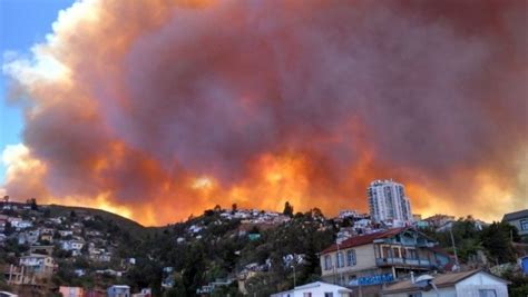 Aumenta A Las Casas Afectadas Por El Mega Incendio En Valpara So