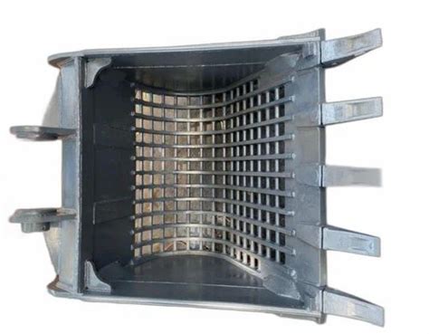 Mild Steel Bottom Grey Earthmoving Excavator Bucket Kg Capacity