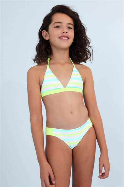 Yaş Kız Çocuk Bikini Set