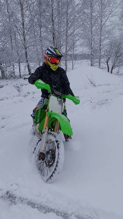 Kawasaki Kx500 2 Stroke Fmf Gnarly Winter Snow Playing 2023 Raw