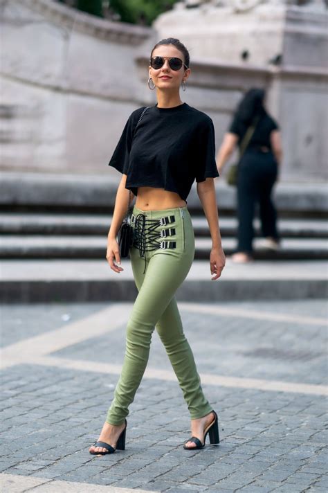 Victoria Justice Sexy Candids In New York Hot Celebs Home