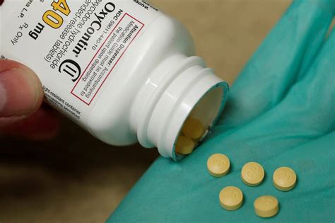 Purdue Is Under Investigation For Opioid Painkiller Oxycontin Wsj