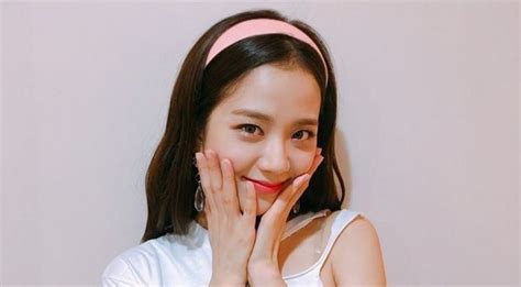 Kabar Gembira Jisoo BLACKPINK Bocorkan Debut Solonya Poskota Co Id