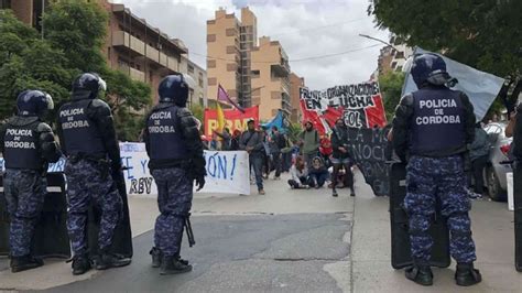 Elevan A Juicio La Causa Contra Cinco Dirigentes Piqueteros Por Los