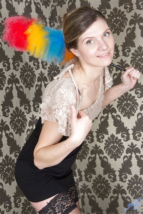 Uniform Mature Mom XXX Dessert Picture